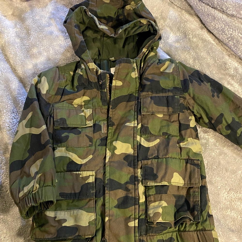 Old Navy Toddler Hooded Jacket Green Camo Size 2T